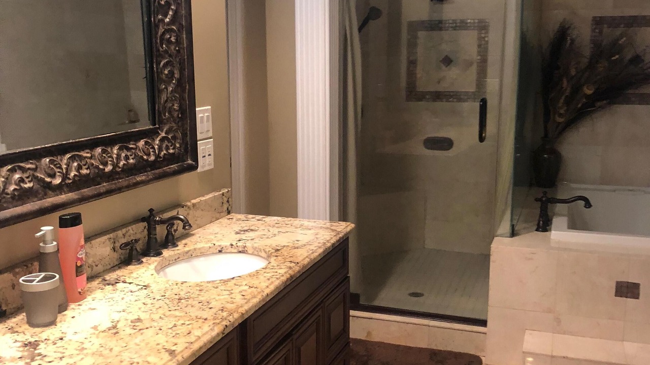 Photo of Bathroom in Lutz