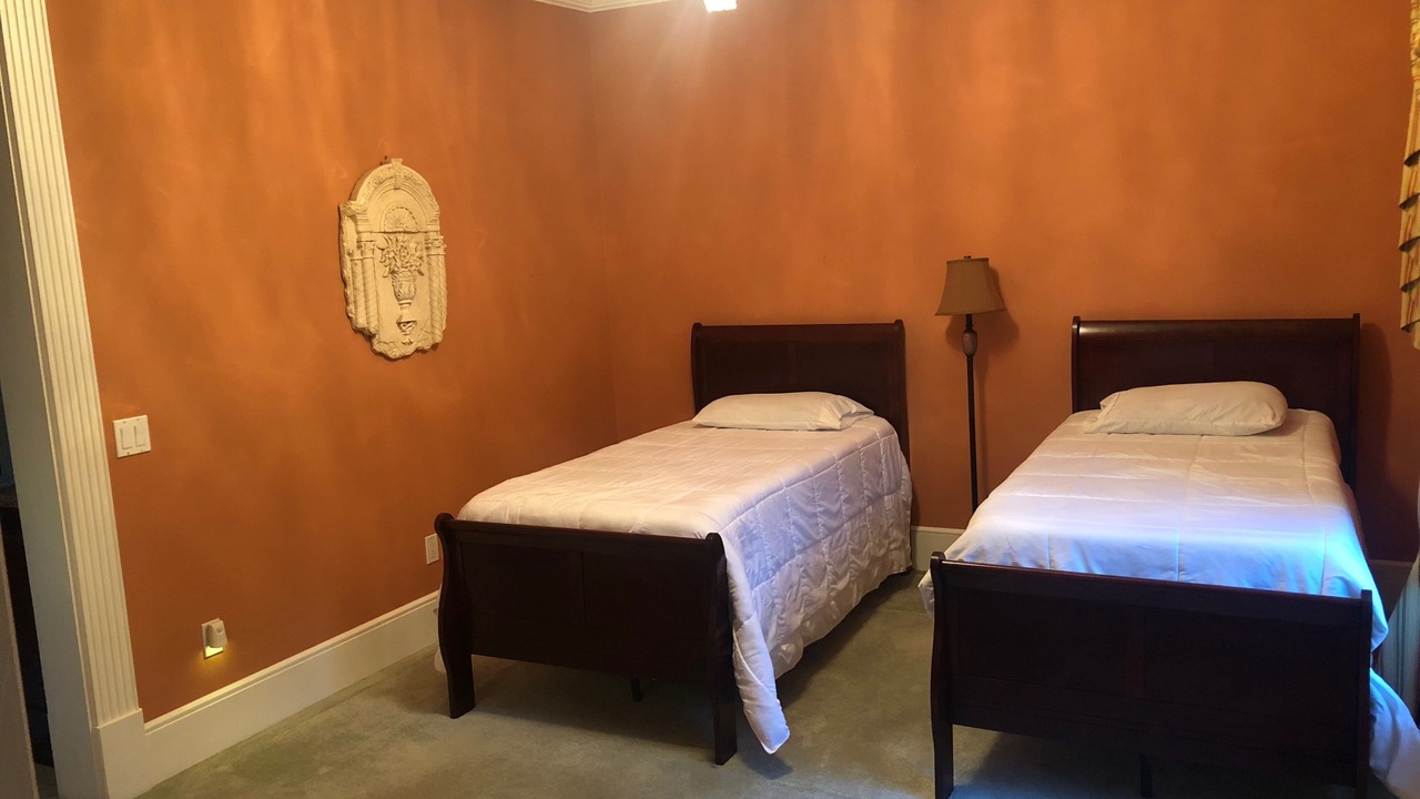 Photo of Bedroom in Lutz