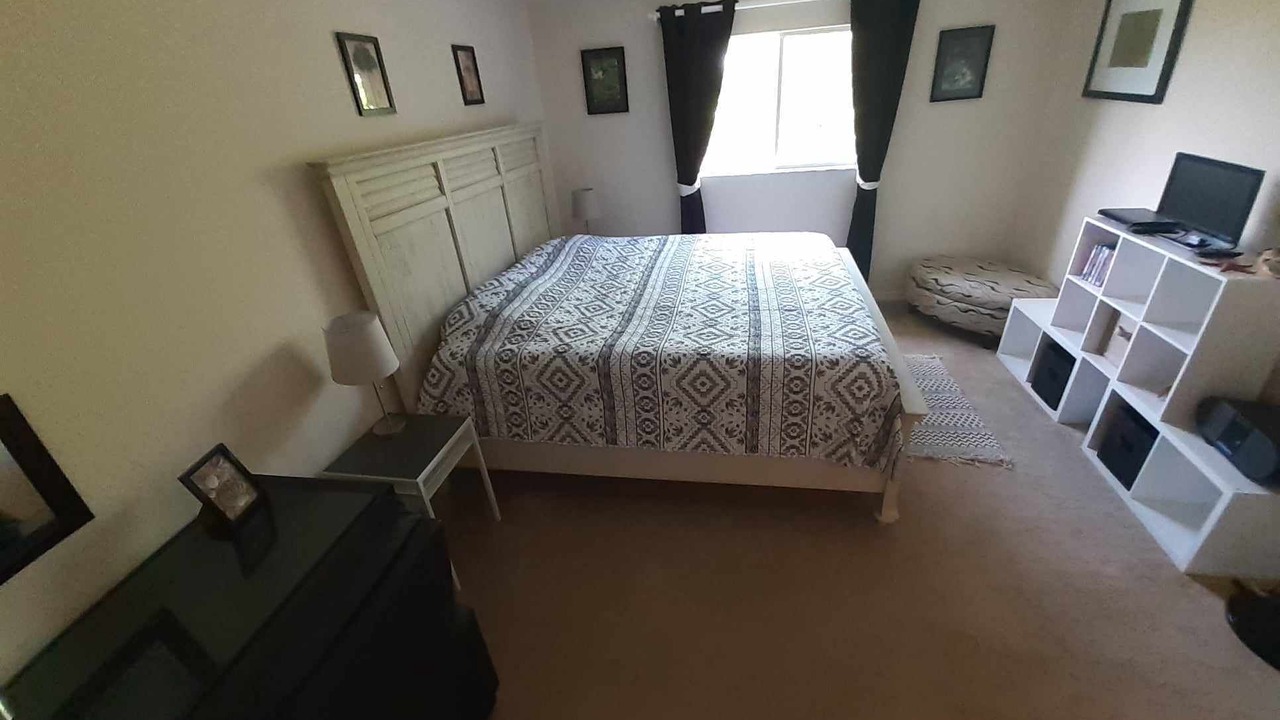 Photo of Bedroom in Sunshine
