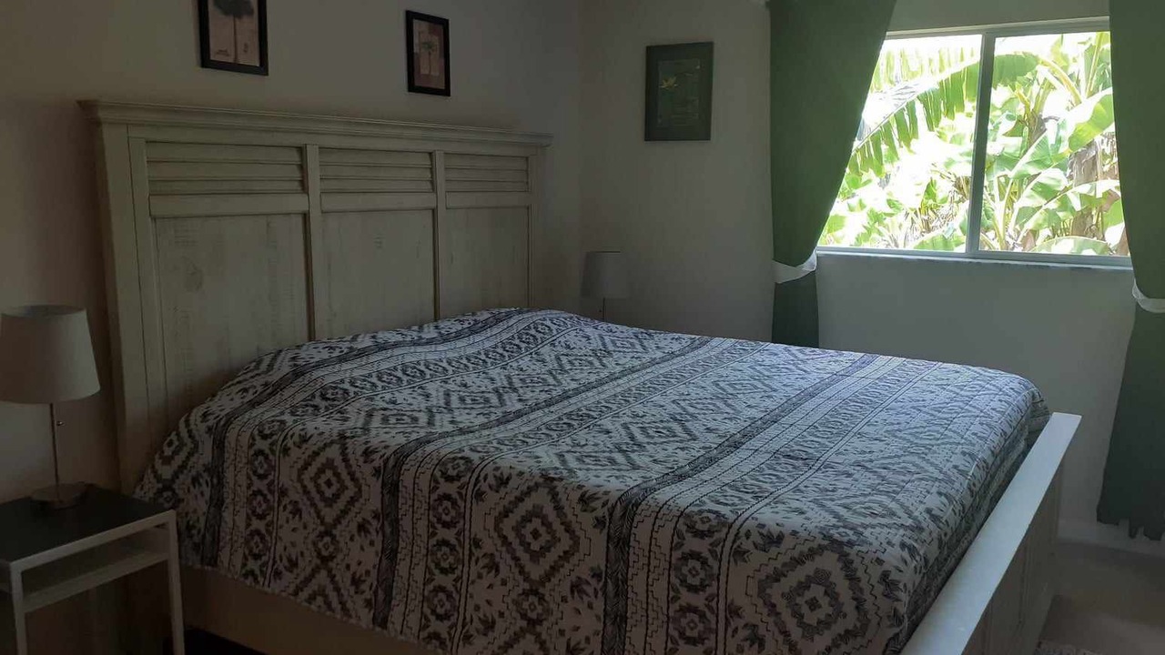Photo of Bedroom in Sunshine