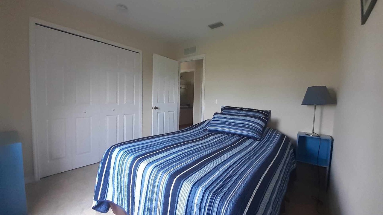 Photo of Bedroom in Sunshine