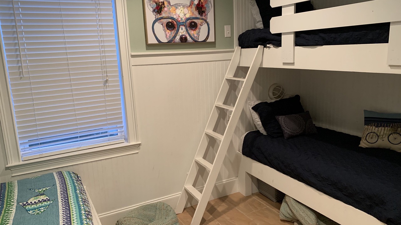 Photo of Bedroom in Santa Rosa Beach