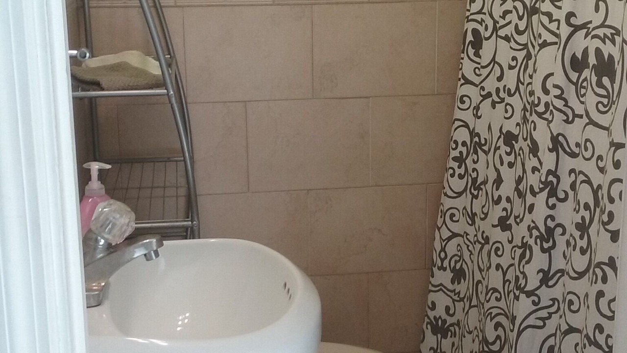 Photo of Bathroom in Tamiami