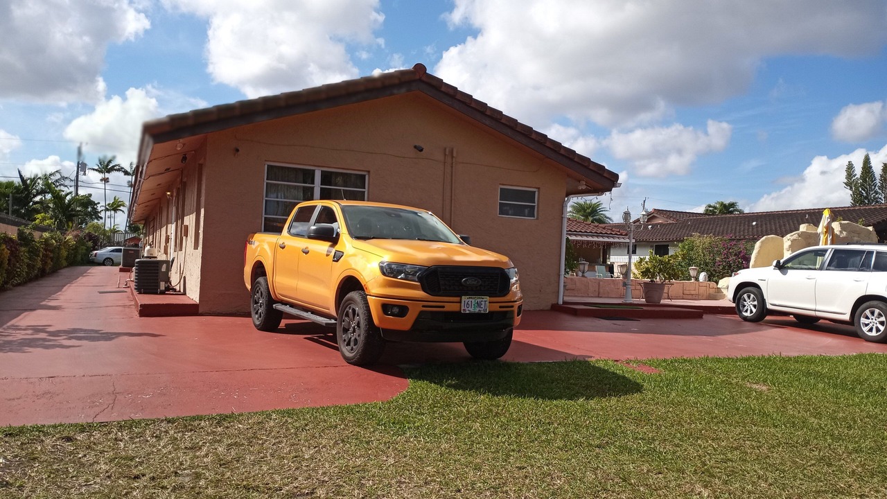 Photo of Outdoor in Tamiami