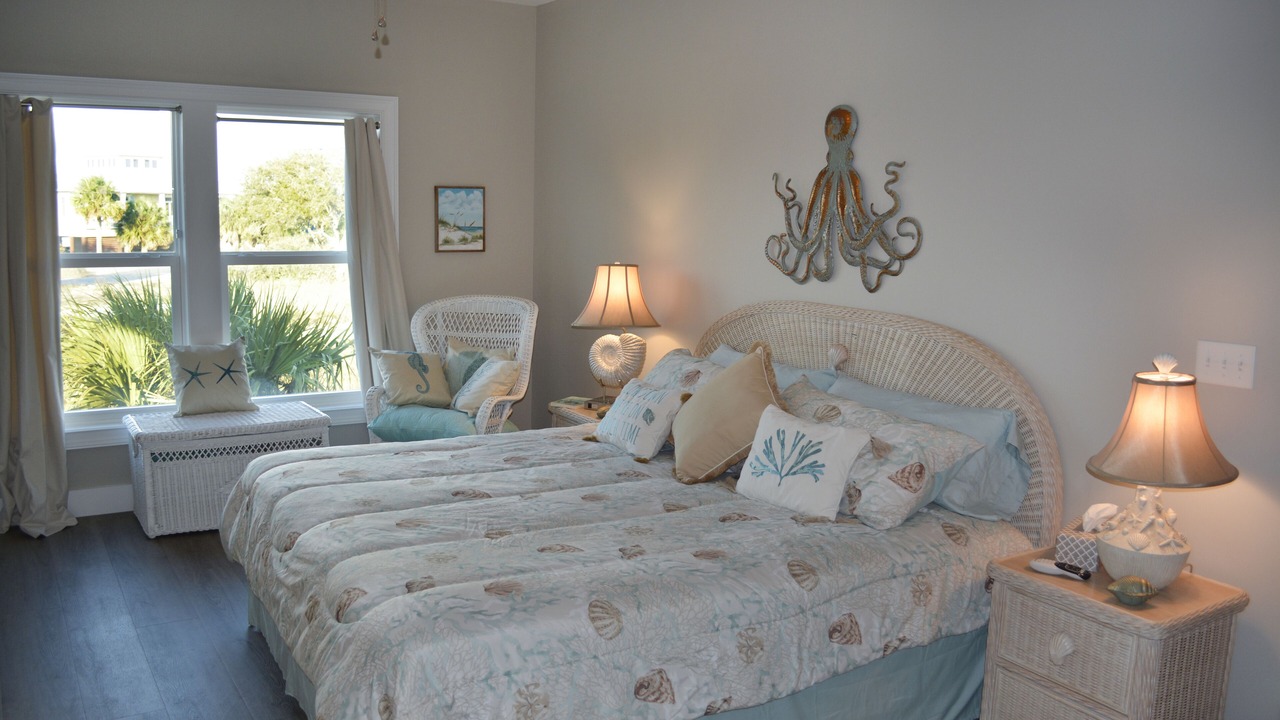 Photo of Bedroom in Pensacola Beach