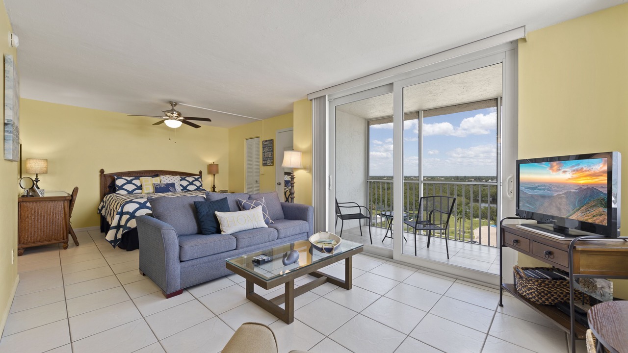 Photo of Bedroom in Bonita Springs