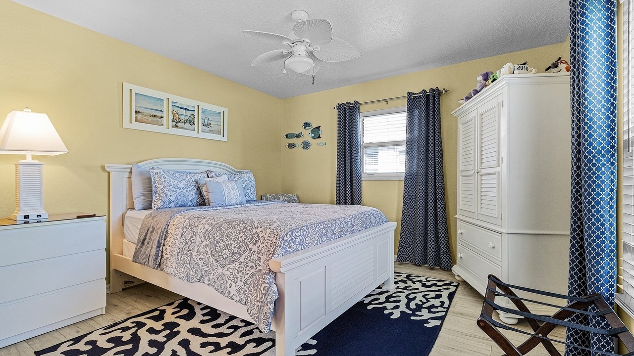 Photo of Bedroom in Broadmoor