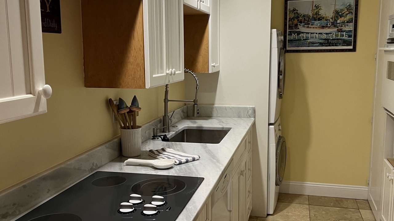 Photo of Kitchen in Coquina Key