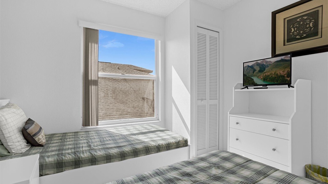 Photo of Bedroom in Lindfields