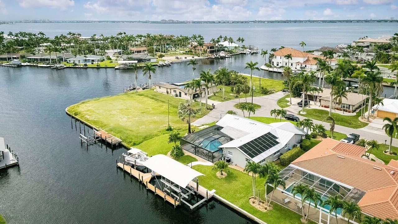 Photo of Outdoor in Pelican