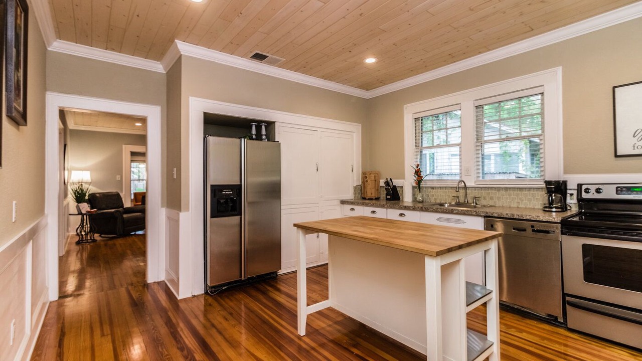 Photo of Kitchen in East Lake Morton
