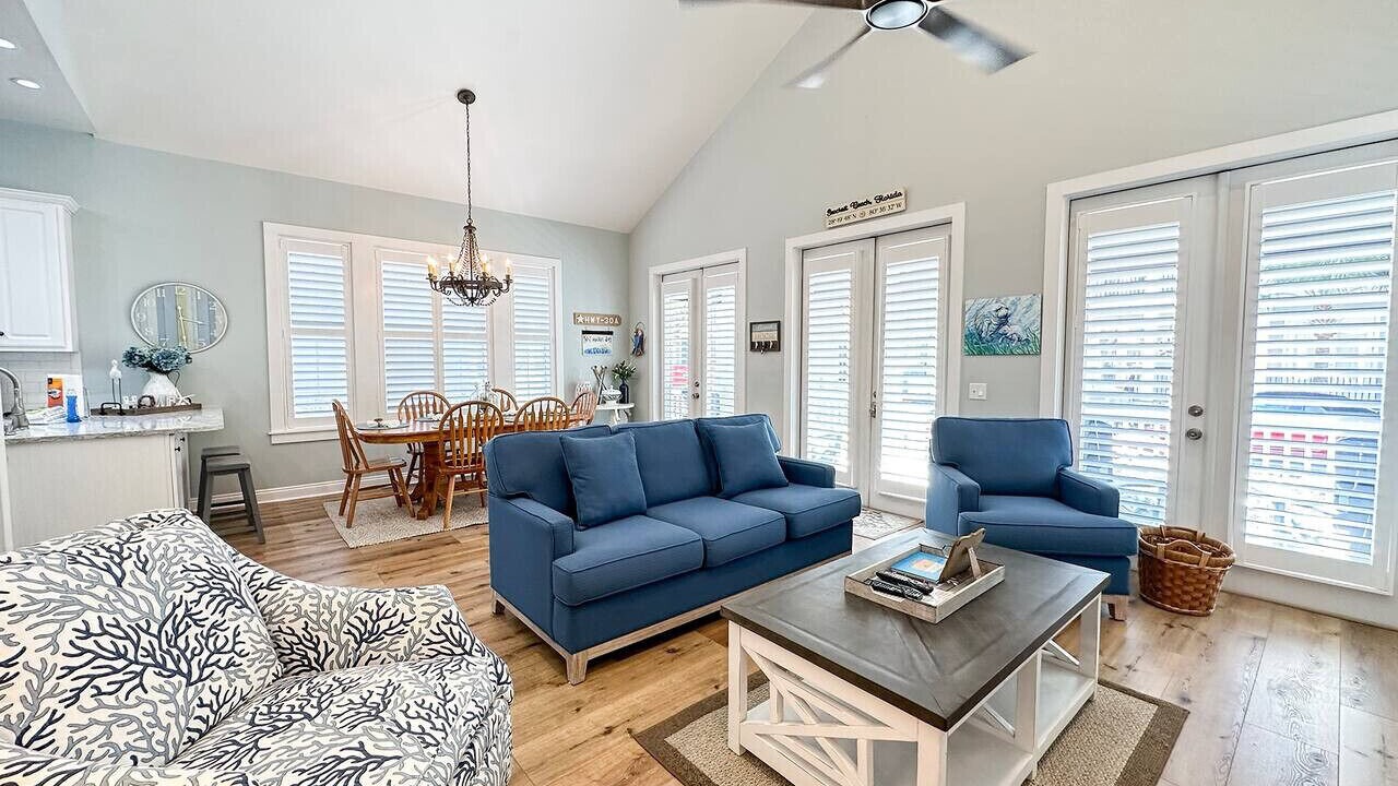 Photo of Livingroom in Seacrest Beach