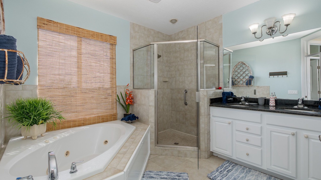 Photo of Bathroom in Bay Esplanade