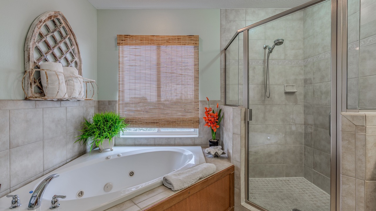 Photo of Bathroom in Bay Esplanade