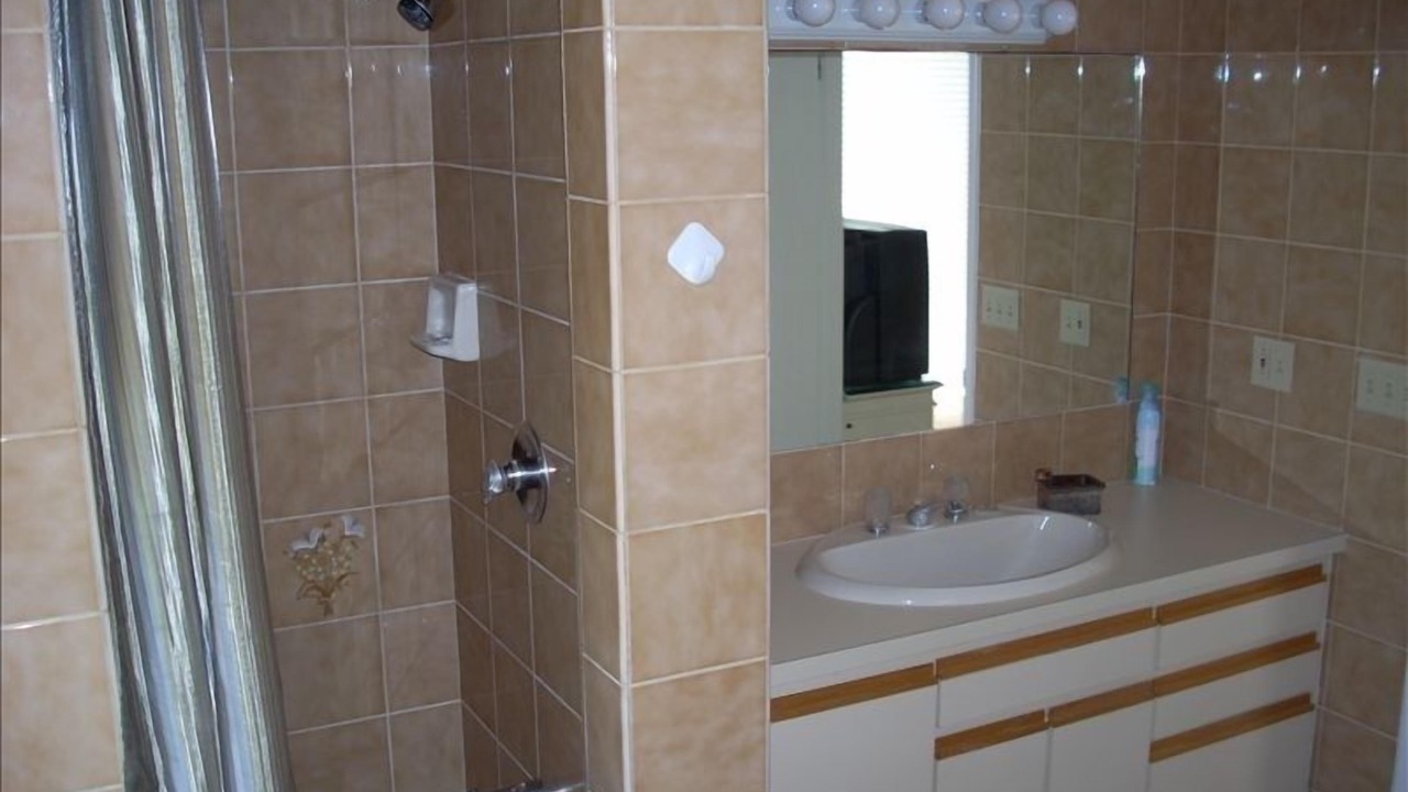 Photo of Bathroom in Key Colony Beach