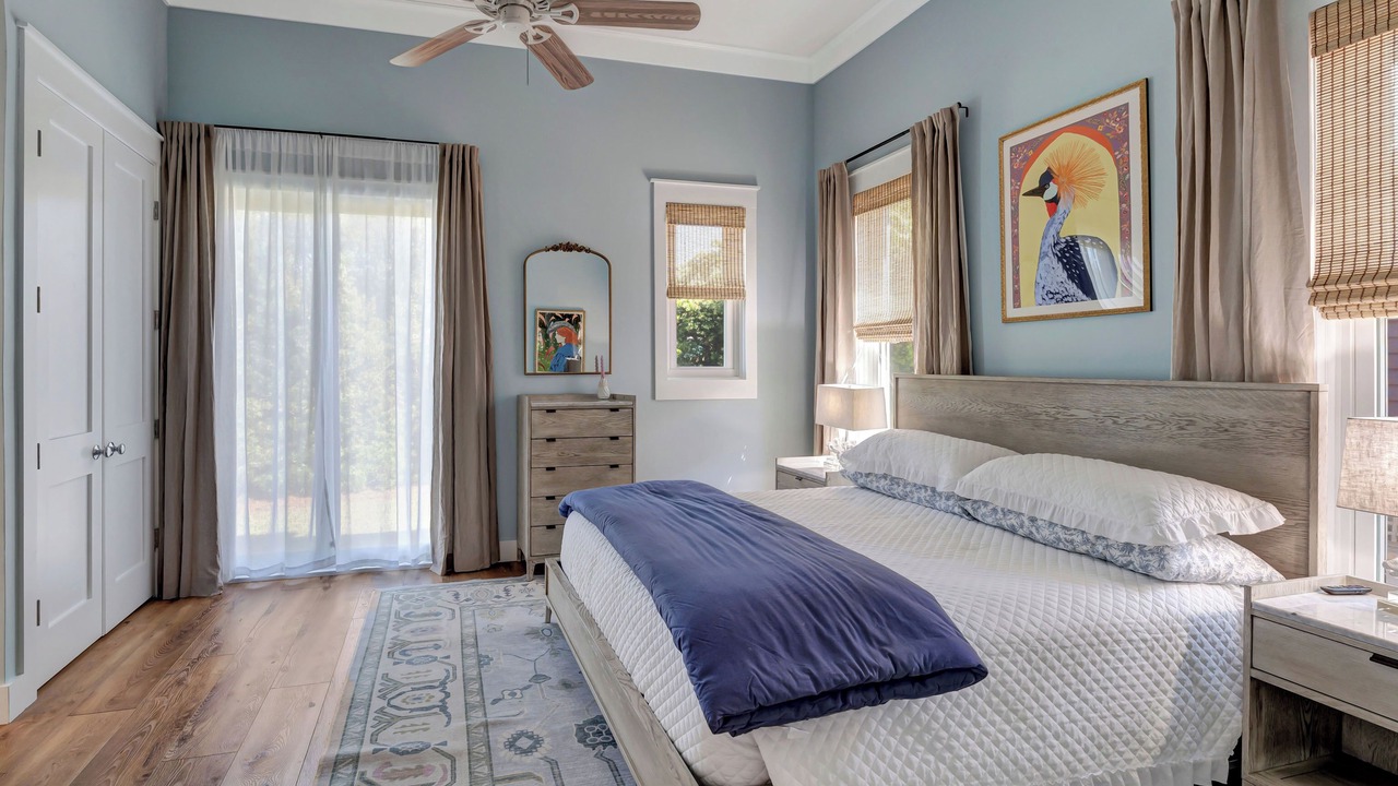 Photo of Bedroom in Miramar Beach