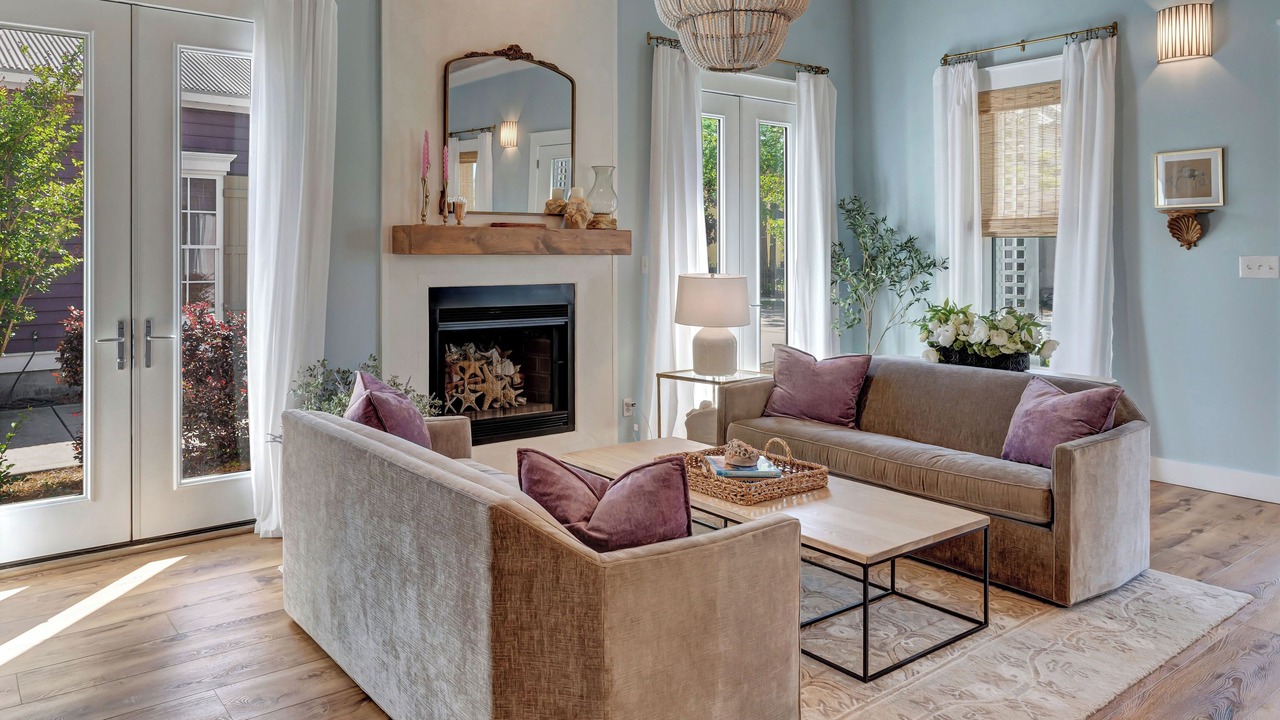 Photo of Livingroom in Miramar Beach
