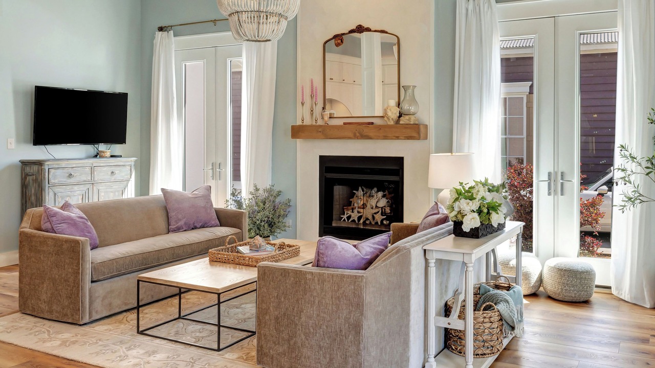 Photo of Livingroom in Miramar Beach