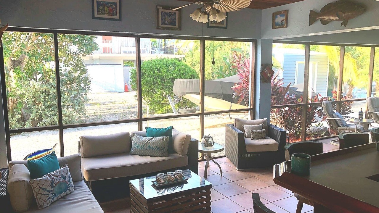 Photo of Livingroom in Twin Lakes