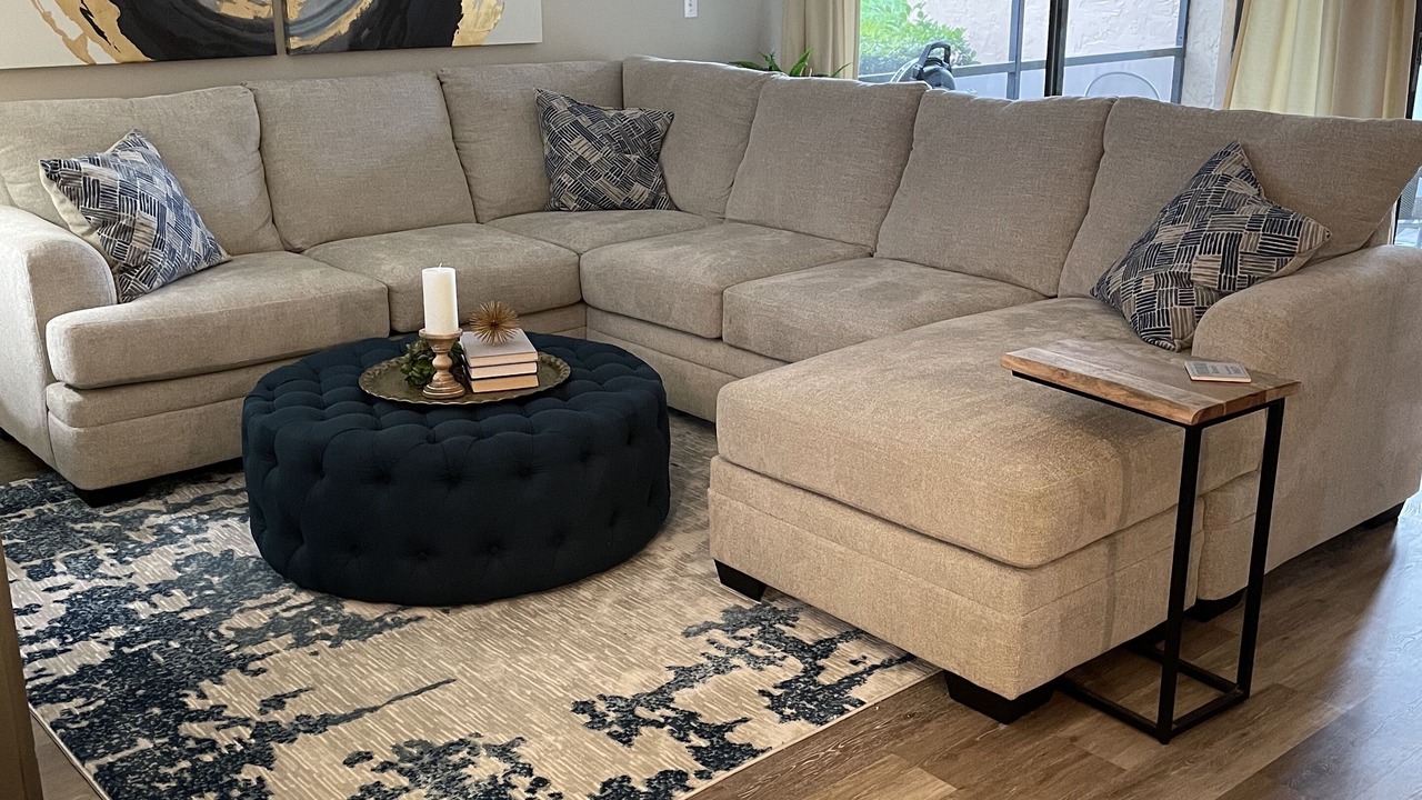 Photo of Livingroom in Tropic Palms
