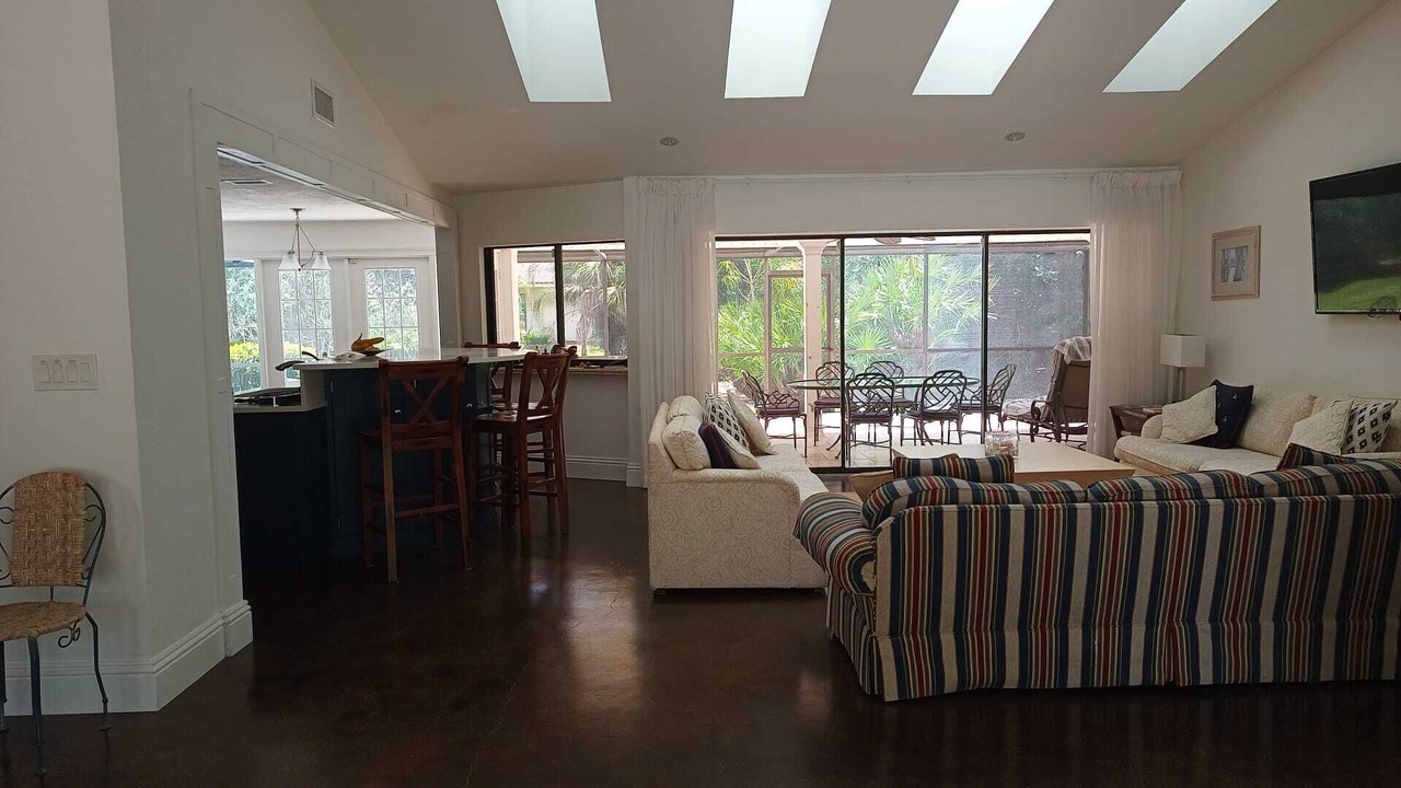 Photo of Bedroom in Kings Lake