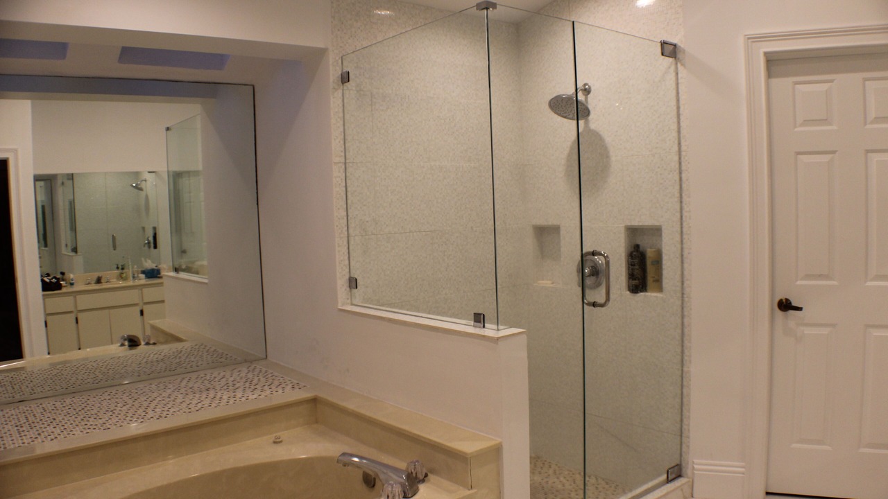 Photo of Bathroom in Kings Lake
