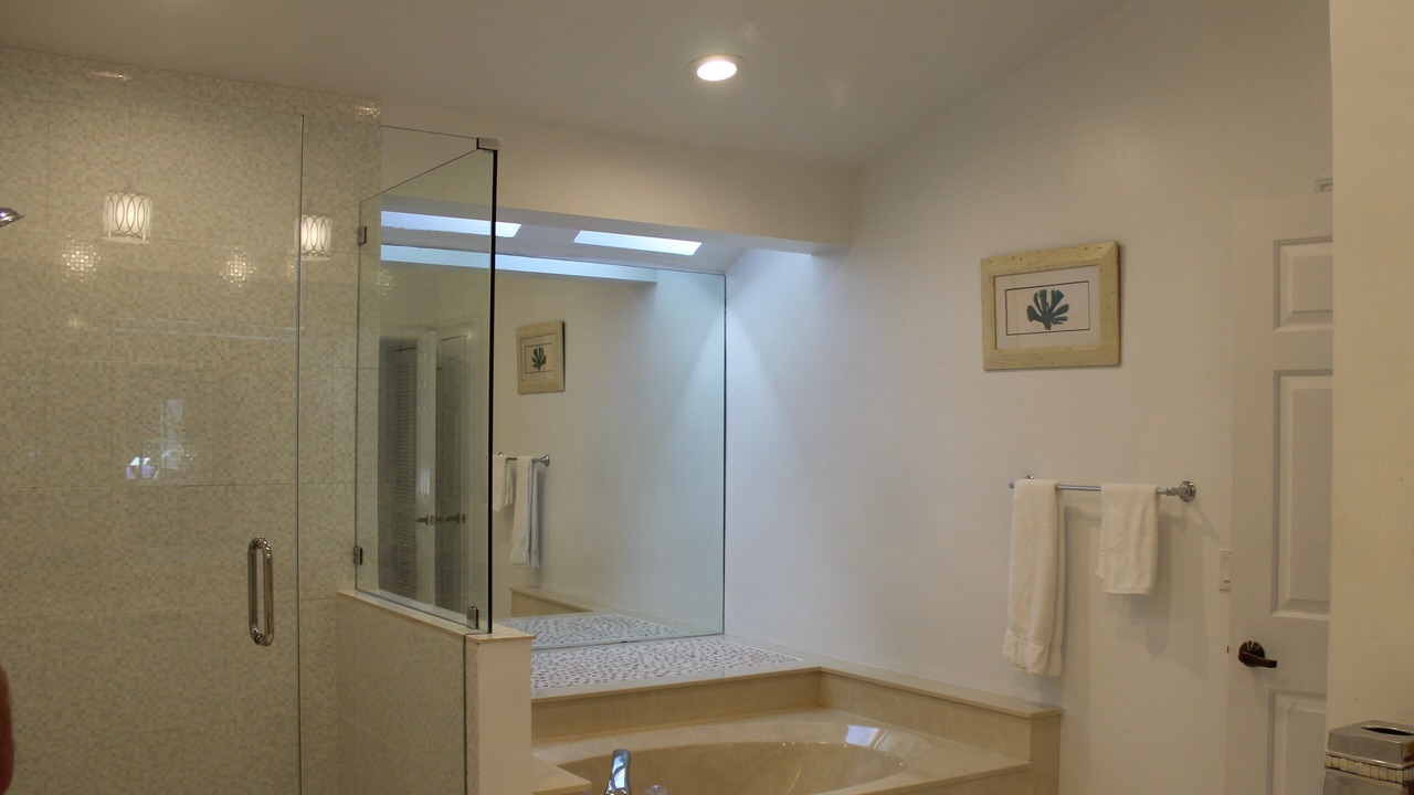 Photo of Bathroom in Kings Lake