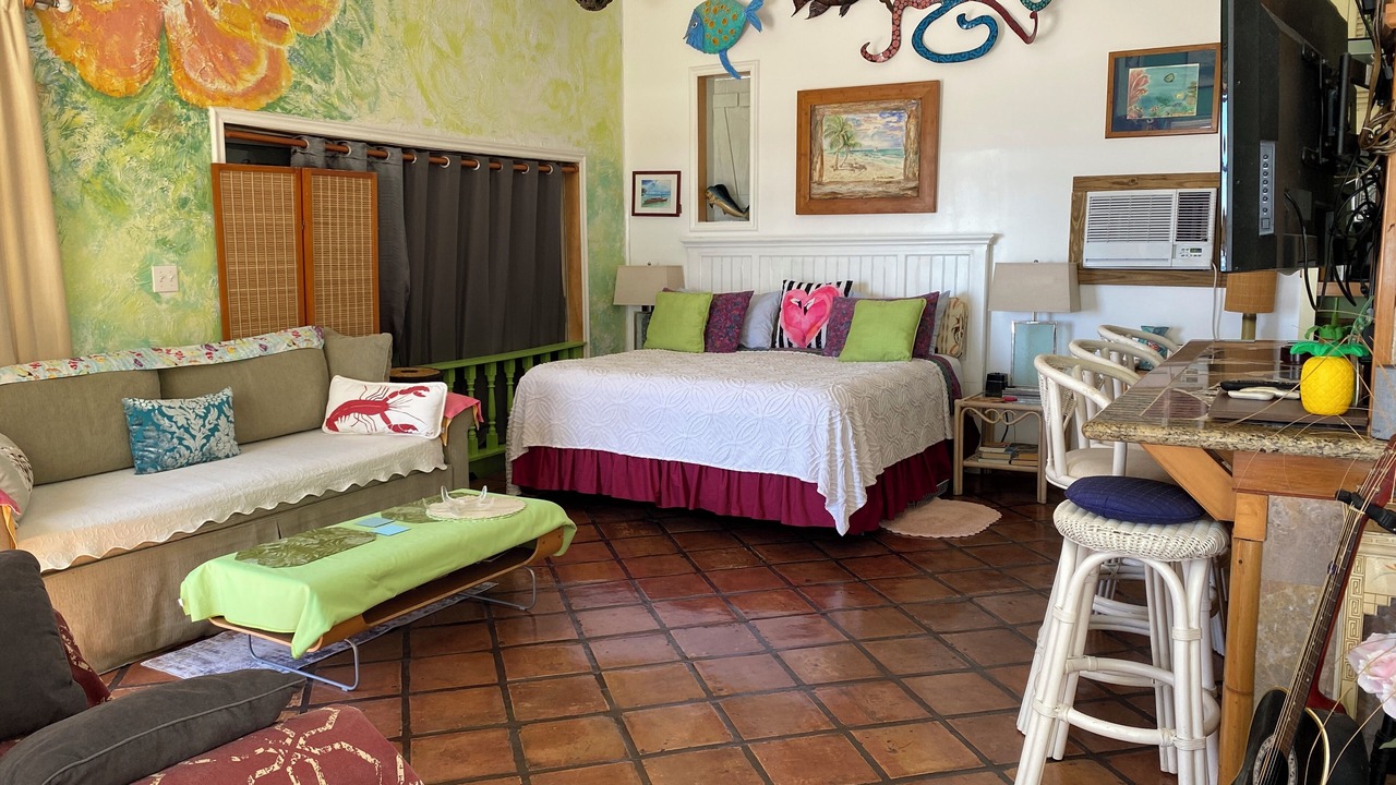 Photo of Bedroom in Uptown - Upper Duval