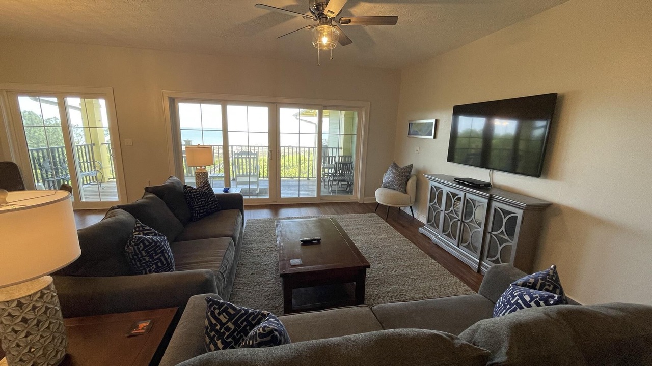 Photo of Livingroom in Cape San Blas