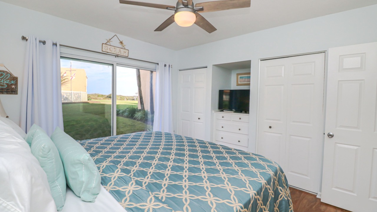 Photo of Bedroom in Butler Beach