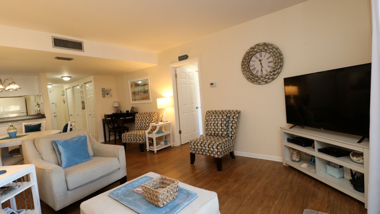 Photo of Livingroom in Butler Beach