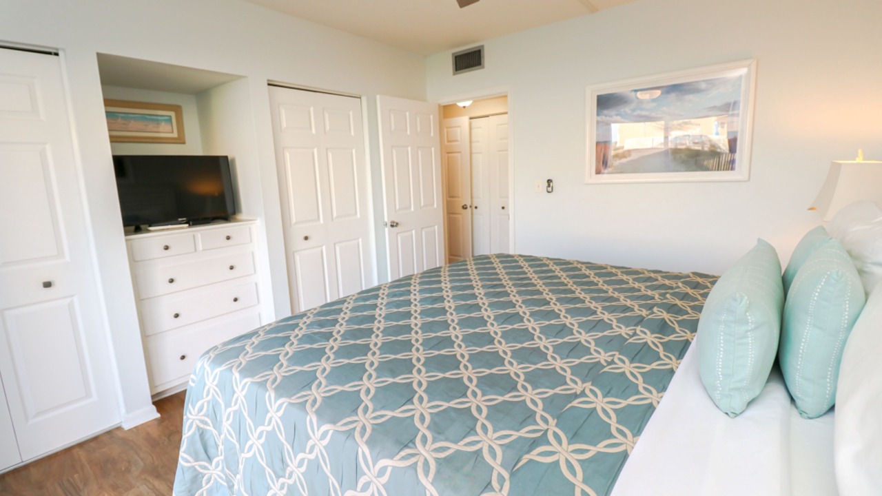 Photo of Bedroom in Butler Beach
