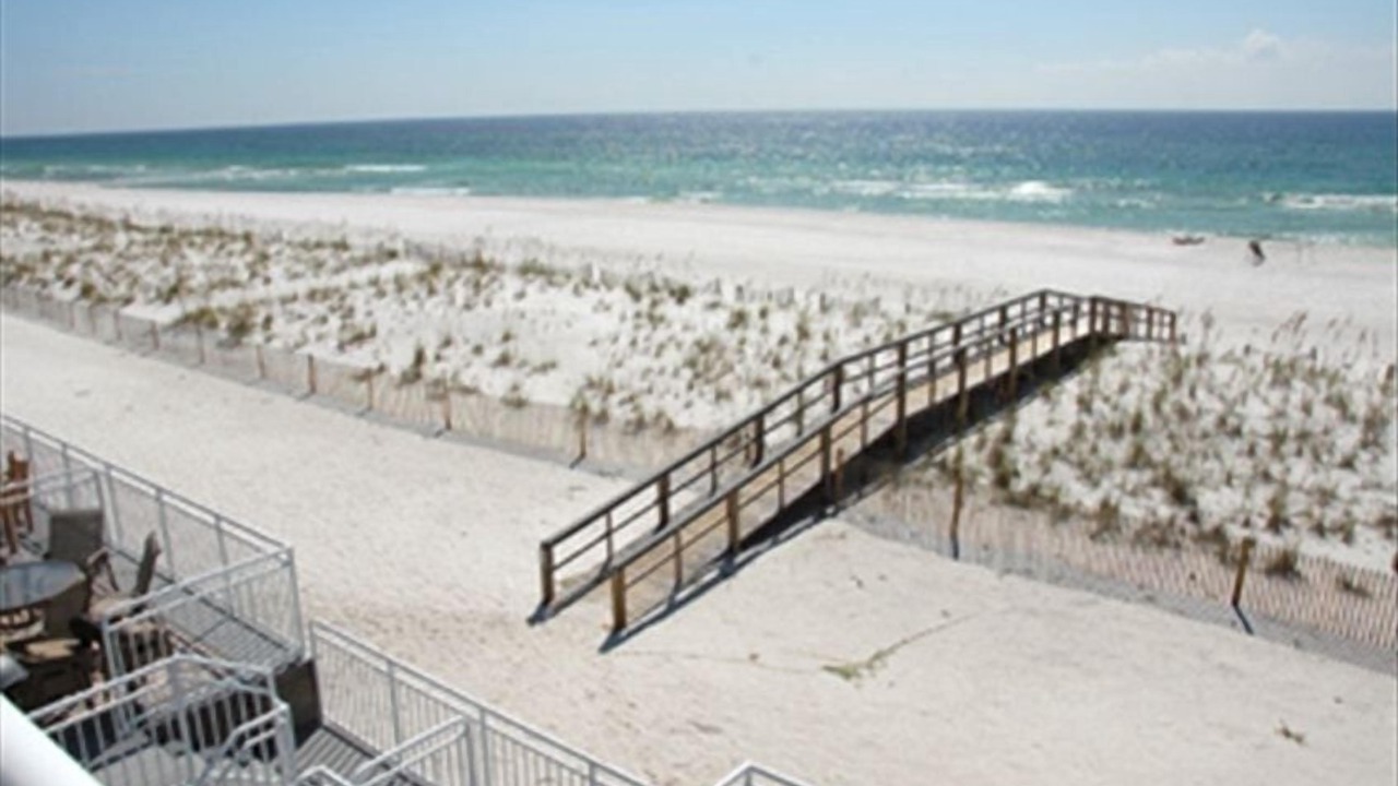 Photo of Patio Balcony in White Sands First