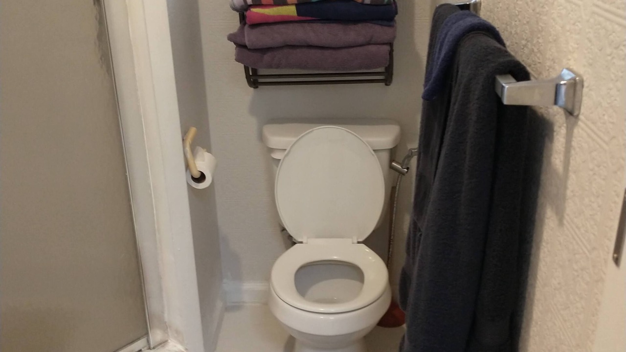 Photo of Bathroom in Bayshore Gardens