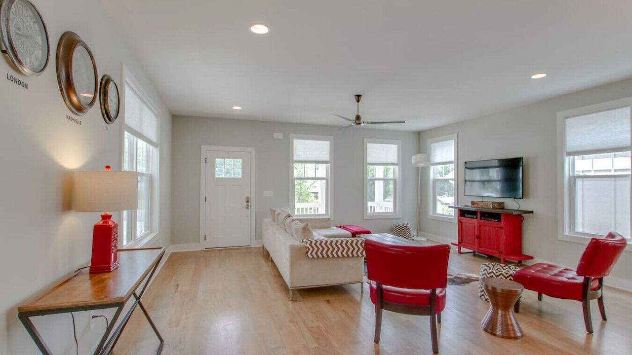 Photo of Livingroom in Inglewood