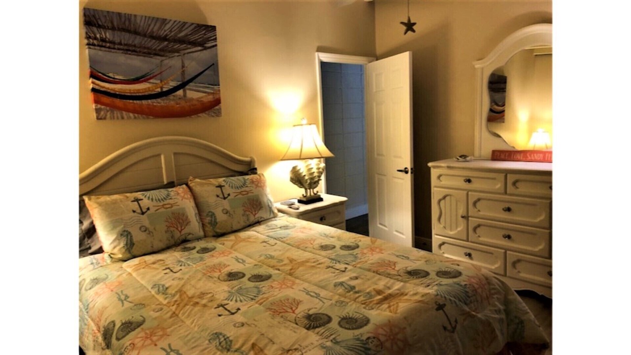 Photo of Bedroom in Key Colony Beach