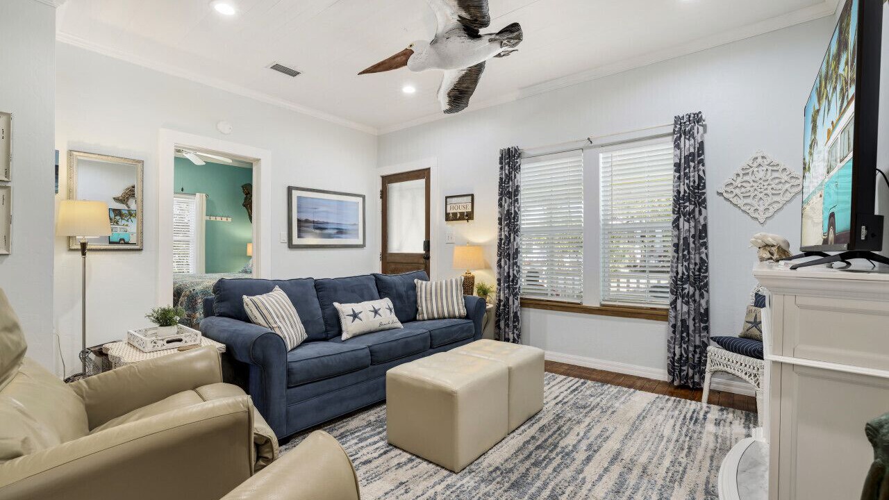 Photo of Livingroom in Cedar Key