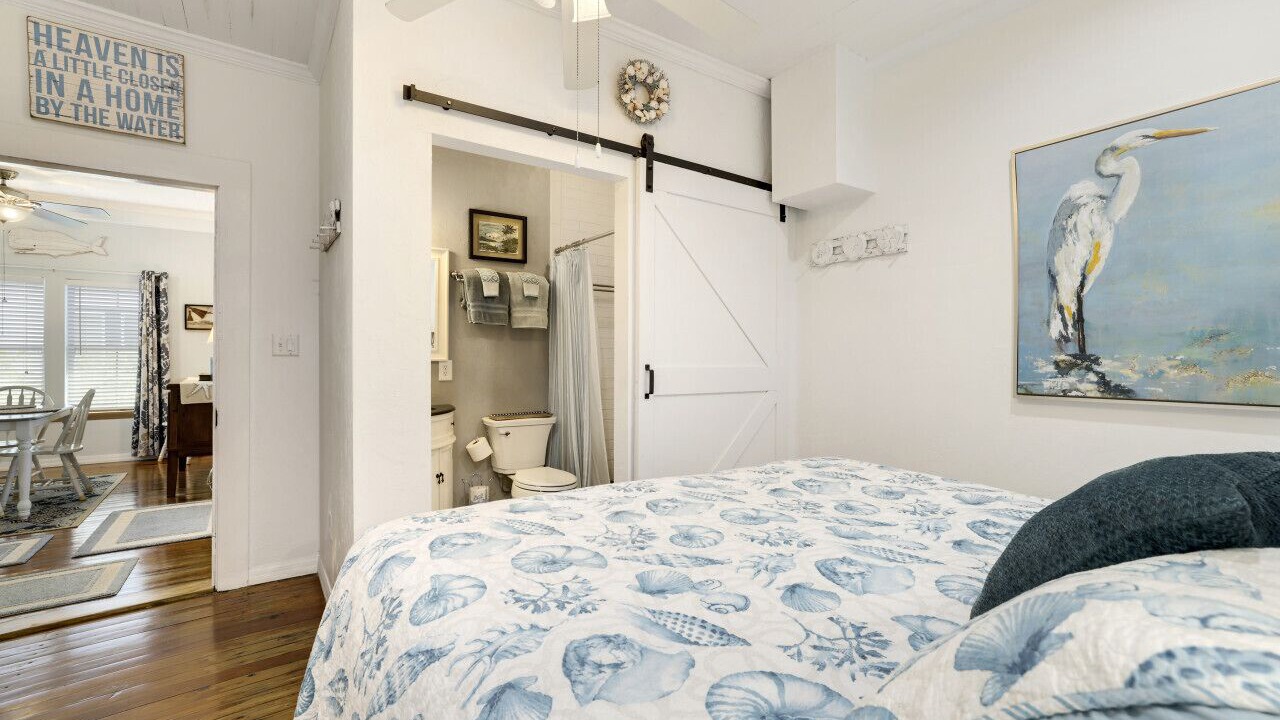 Photo of Bedroom in Cedar Key