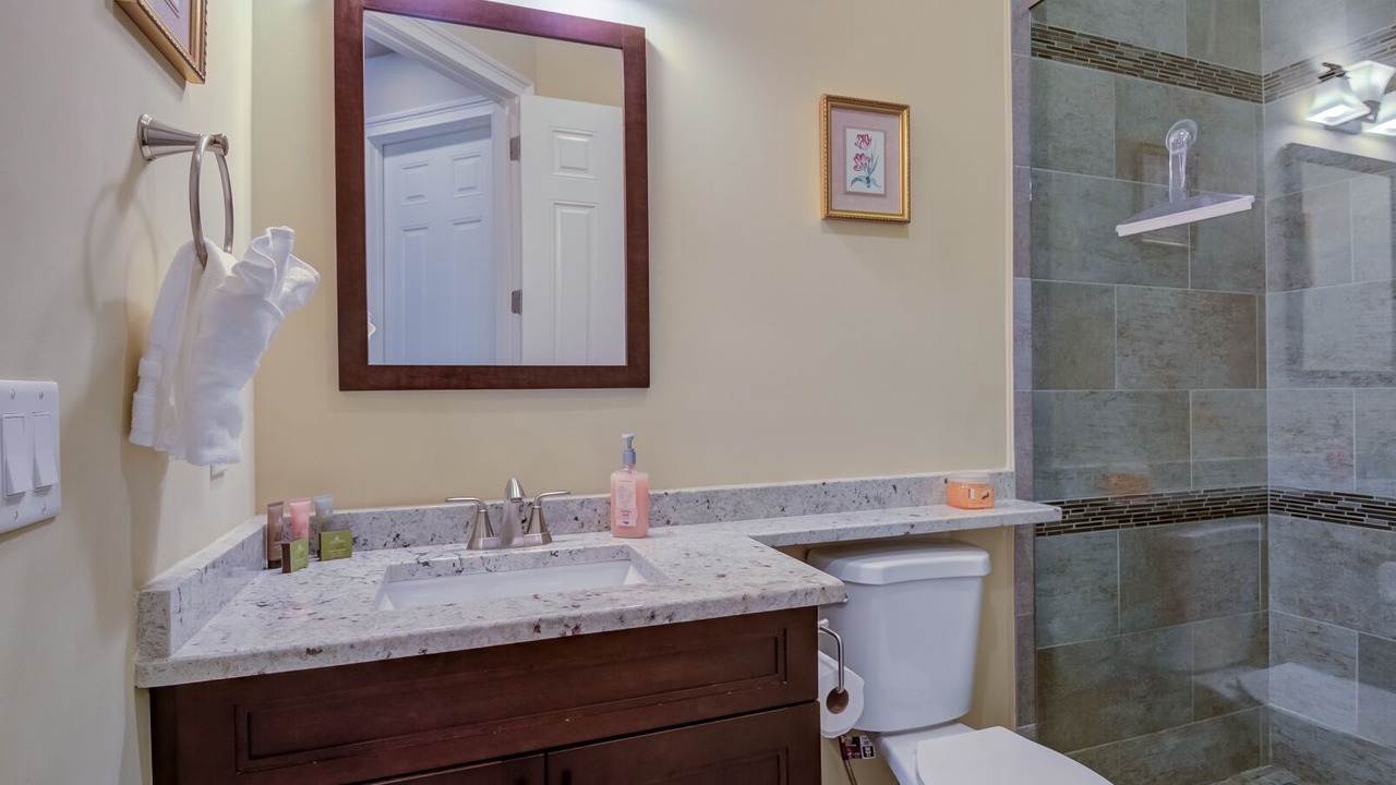 Photo of Bathroom in Naples Park
