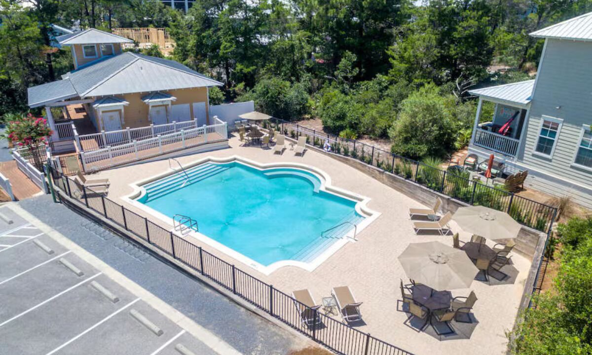 Photo of Outdoor in Lakeside at Blue Mountain Beach