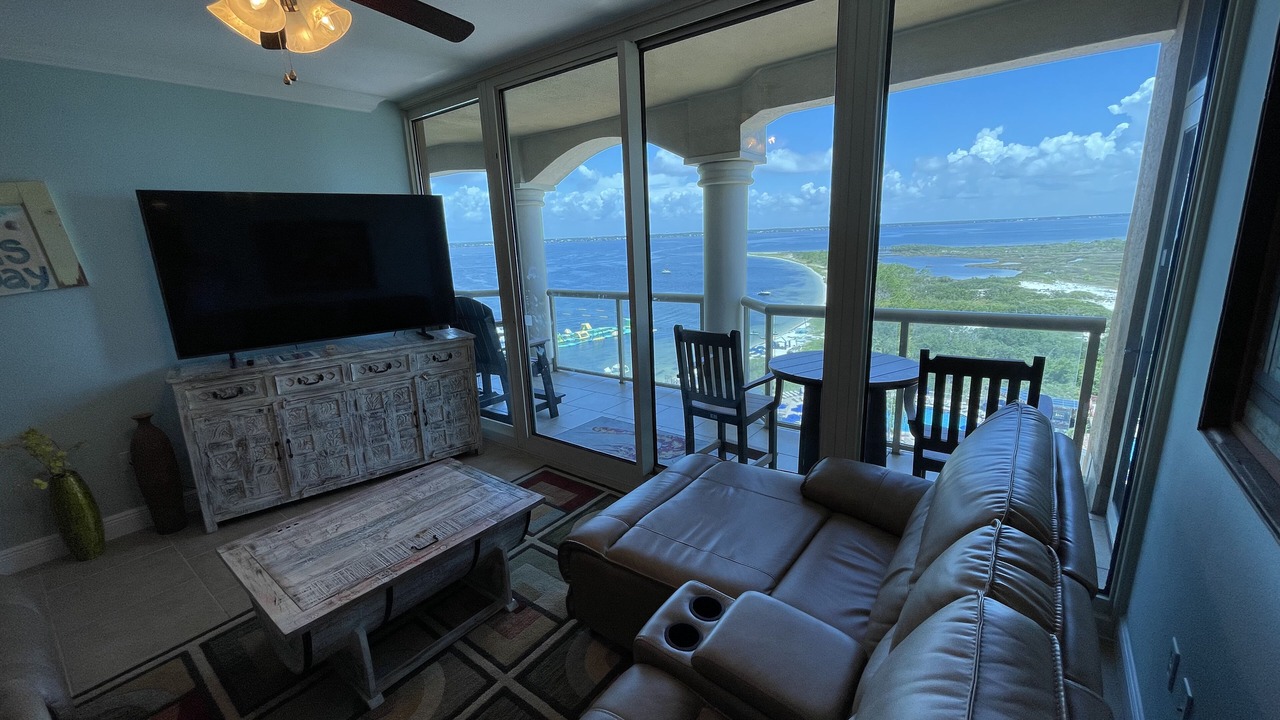 Photo of Livingroom in Pensacola Beach