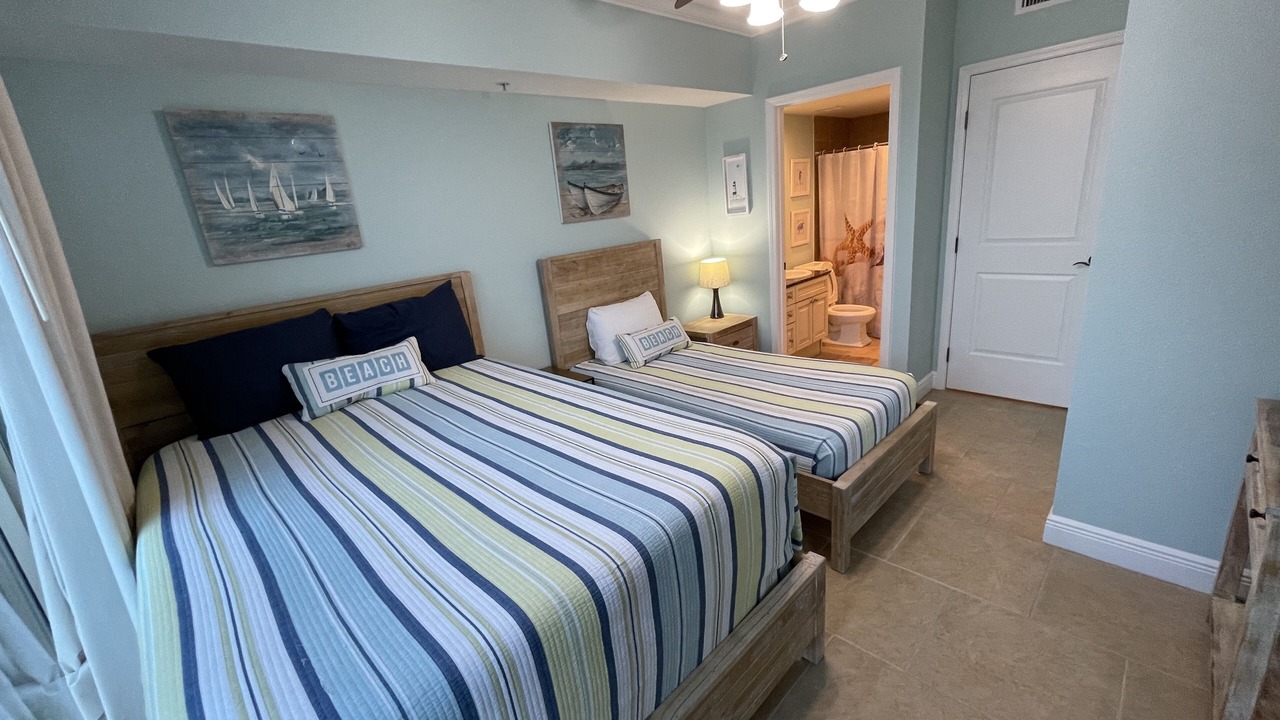 Photo of Bedroom in Pensacola Beach