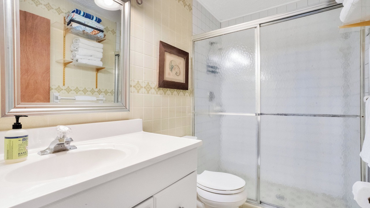Photo of Bathroom in Wilbur-By-The-Sea