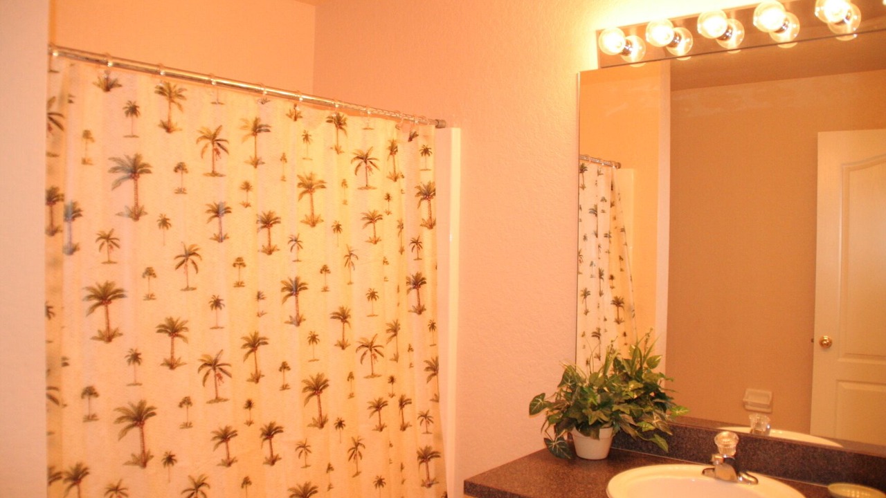Photo of Bathroom in Silver Creek