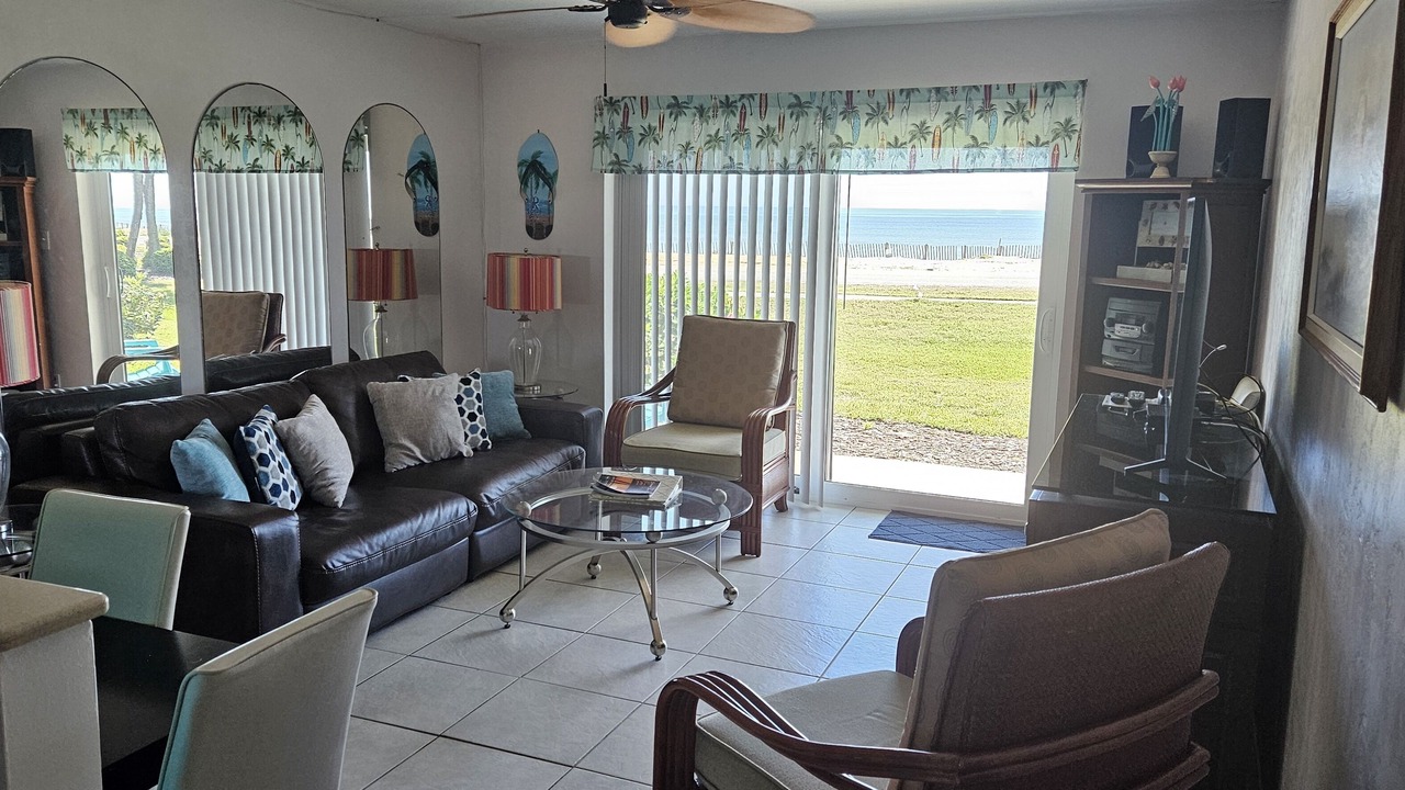 Photo of Livingroom in Ormond-by-the-Sea
