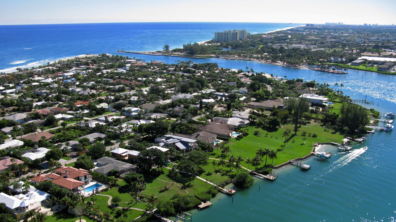 Photo of Others in Jupiter Inlet Colony