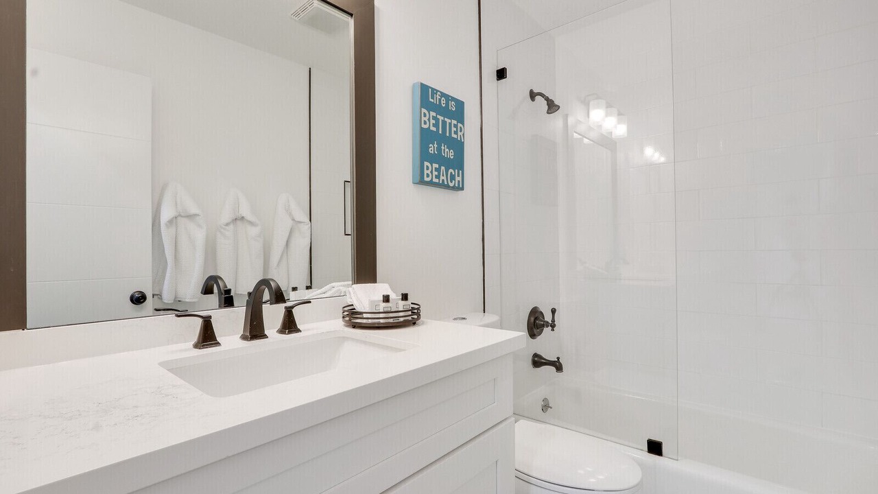 Photo of Bathroom in Jupiter Inlet Colony