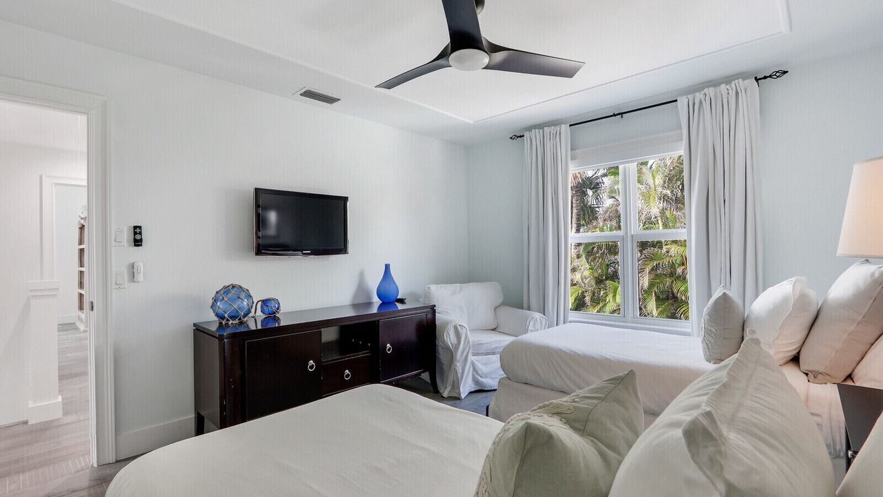 Photo of Others in Jupiter Inlet Colony