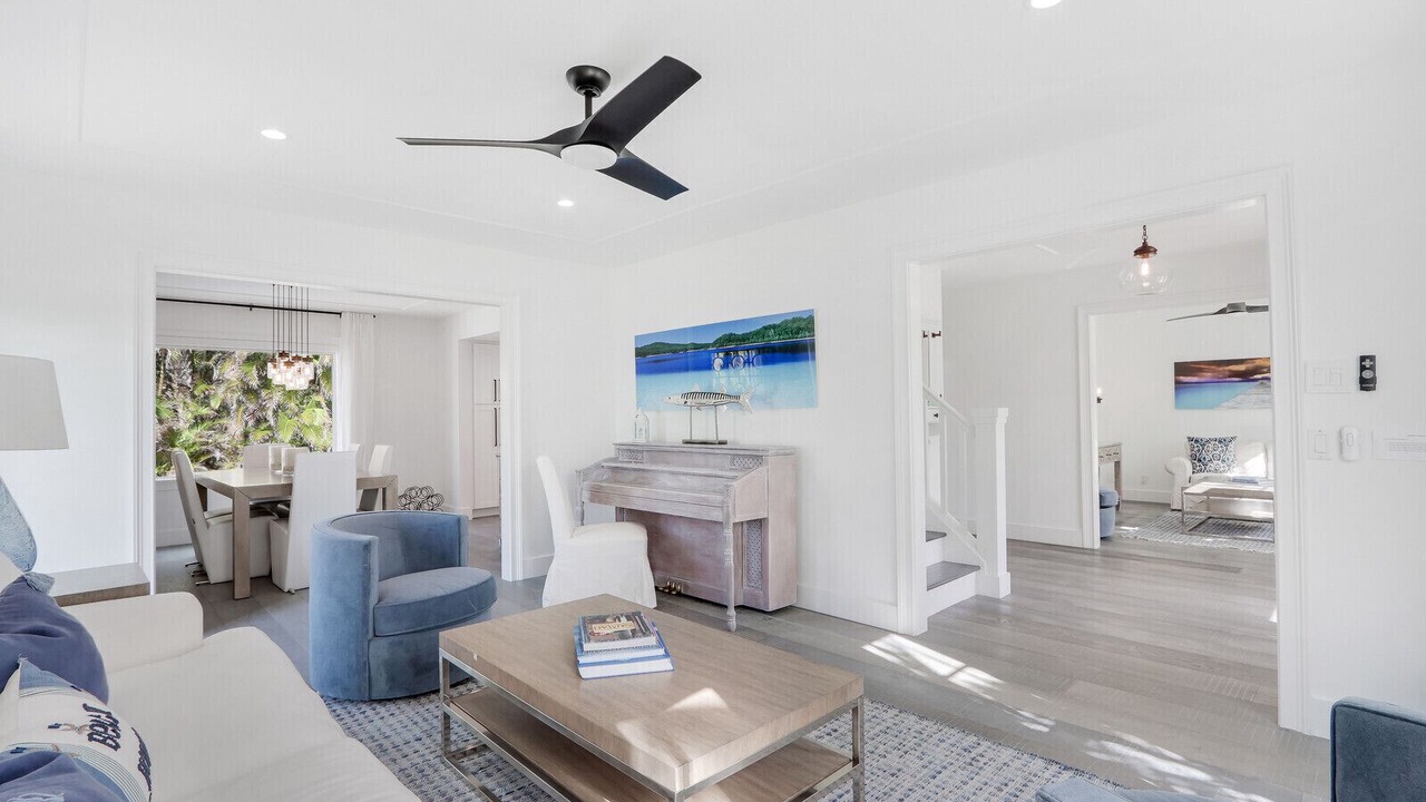 Photo of Bedroom in Jupiter Inlet Colony