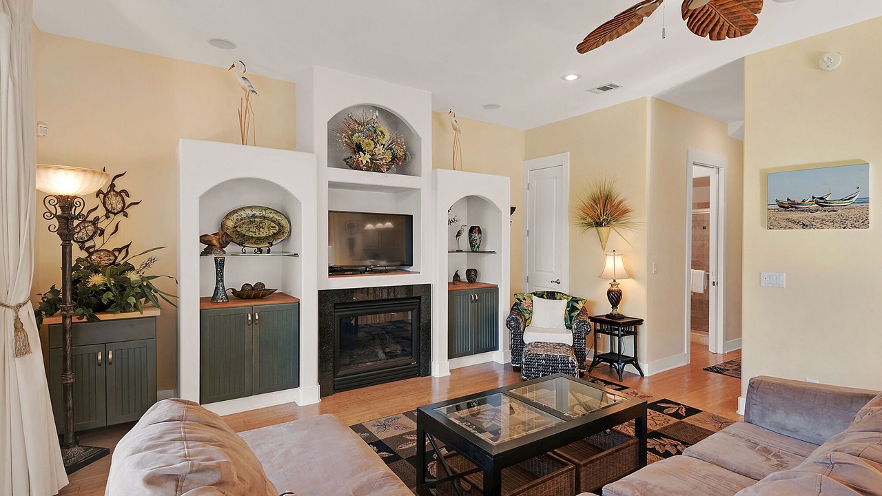 Photo of Livingroom in Crystal Beach